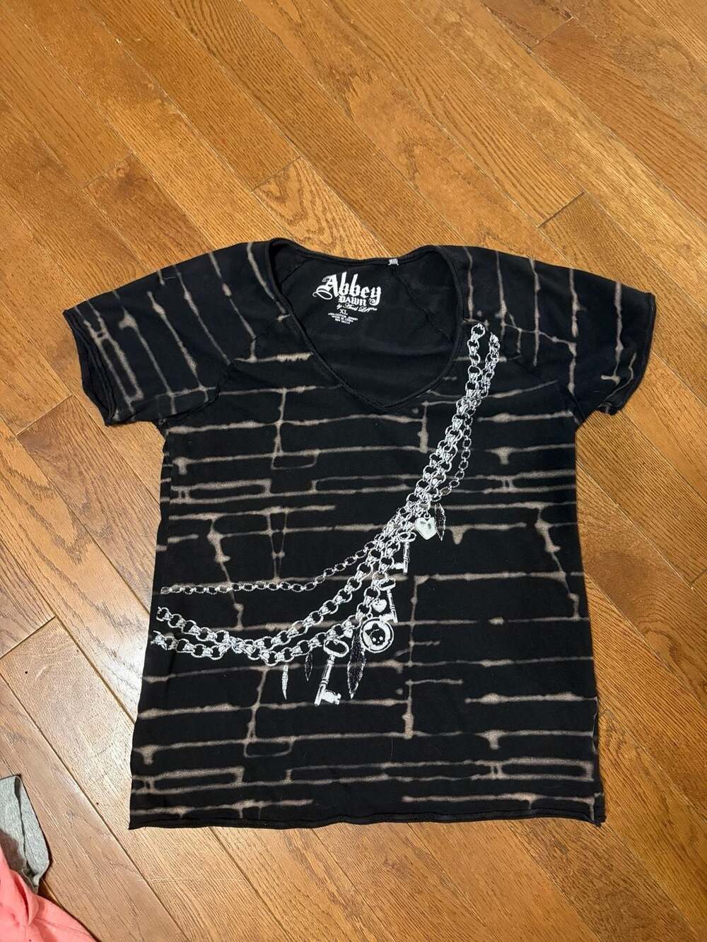 Abbey Dawn by Avril Lavigne Chain Print V-Neck T-Shirt